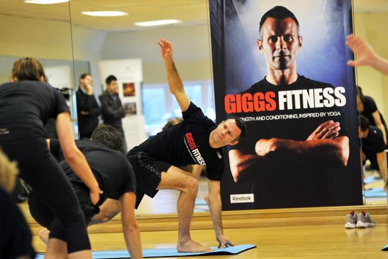 Ryan-Giggs-Doing-Yoga