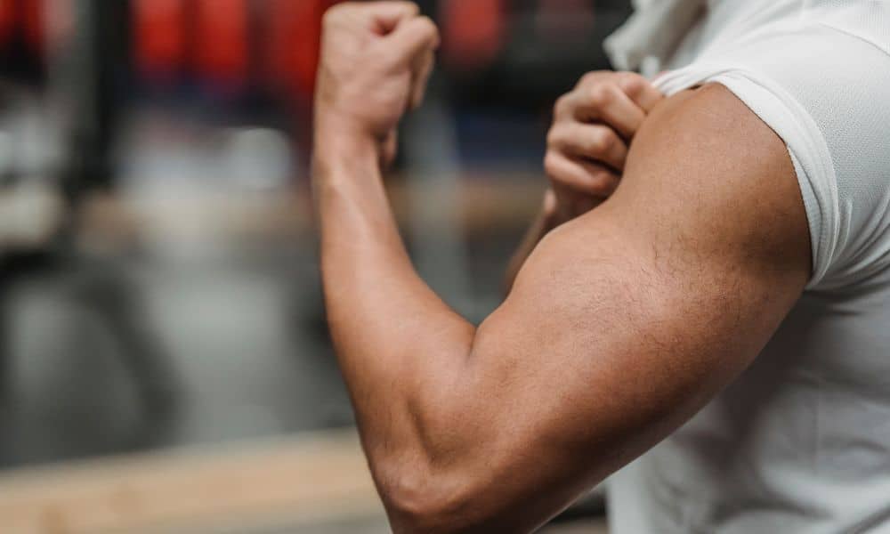 7 Exercises to Build Bigger Biceps and Triceps