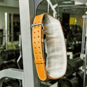 Why Using a Weightlifting Belt to Support Your Back Is a Big Mistake
