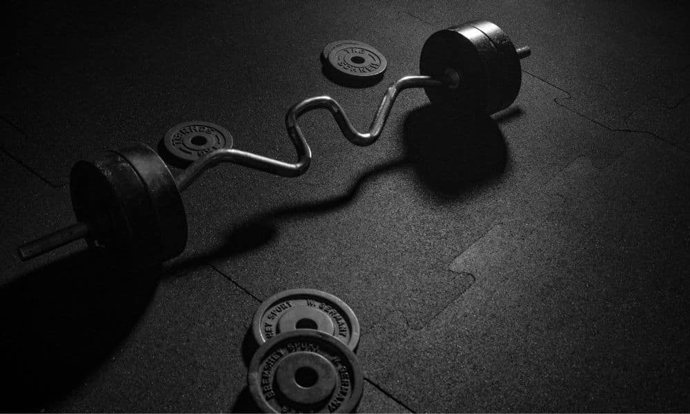 Is It Better to Workout at the Gym or Home