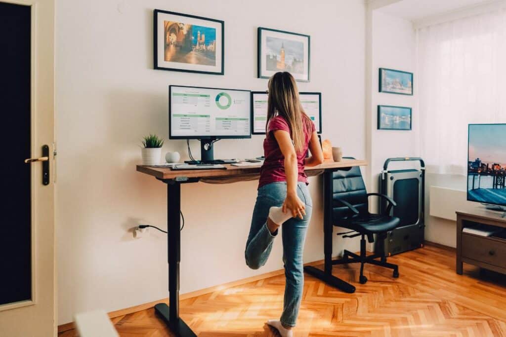 Deskercise Stay Fit at Your Desk with These Quick Exercises