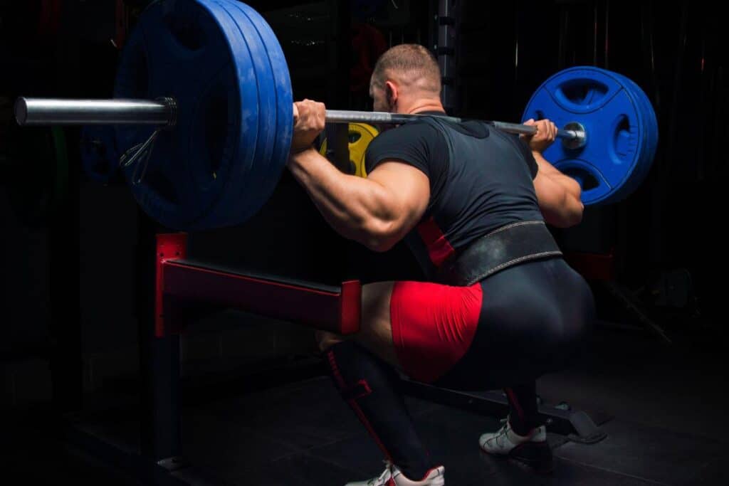 Powerlifting vs. Bodybuilding Squats Training for Strength vs. Aesthetics