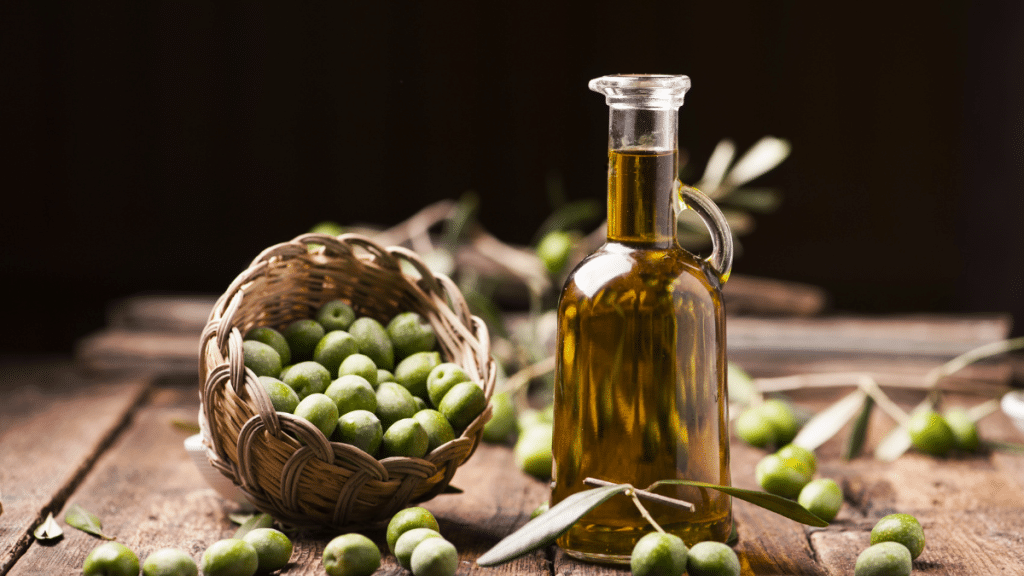 How Olive Oil Improves Fitness for Weight Loss and Muscle Building